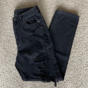 American Eagle - size 6, long - distressed mom jeans
